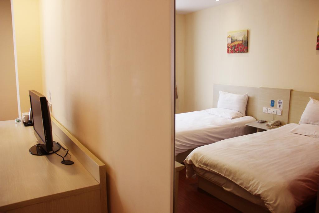 Hanting Hotel Dalian Olympic Square Hotel Room photo